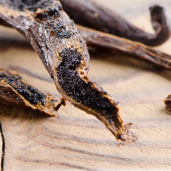 Black Cherry 100% Natural Soy Wax Toxin Free Fragrance Melts 3 Packs 9 oz Total - Picture 5 of 9